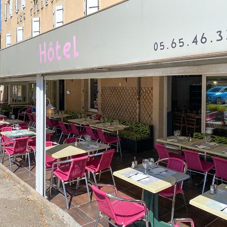 Hotel Les Tilleuls De Pareloup A Salles-Curan Eksteriør bilde